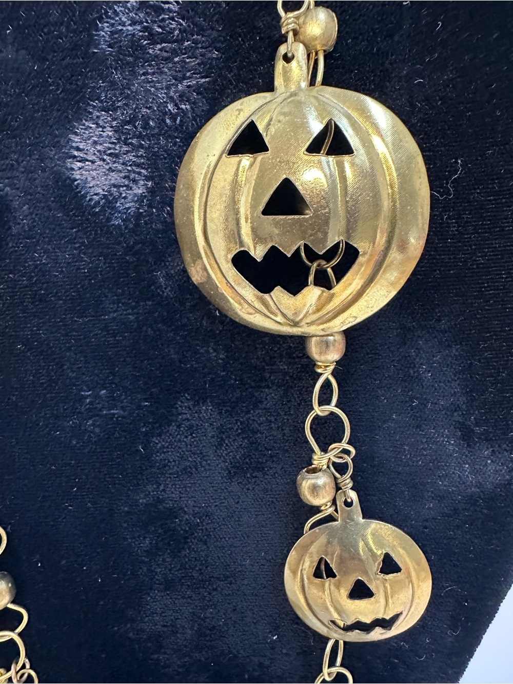 Vintage Brass Pumpkin Charm Necklace - Women Jewelry 16” - Picture 3 of 9